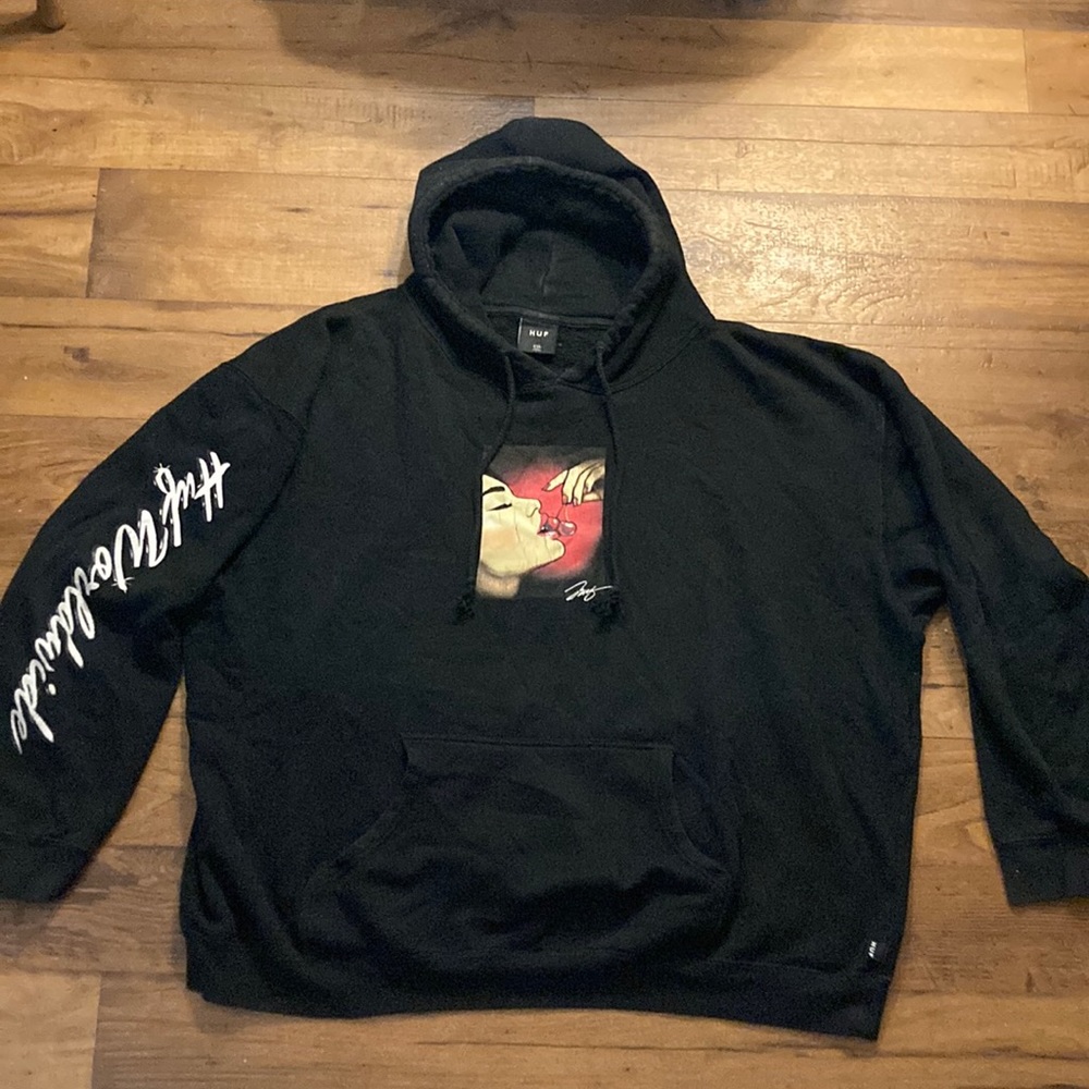 HUF worldwide hoodie